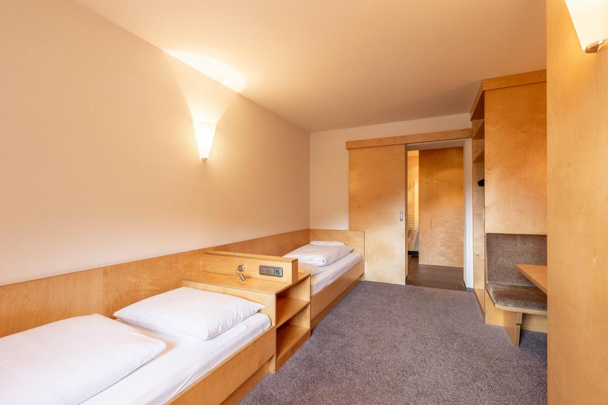 Keyone Rooms Loisach Lermoos Δωμάτιο φωτογραφία